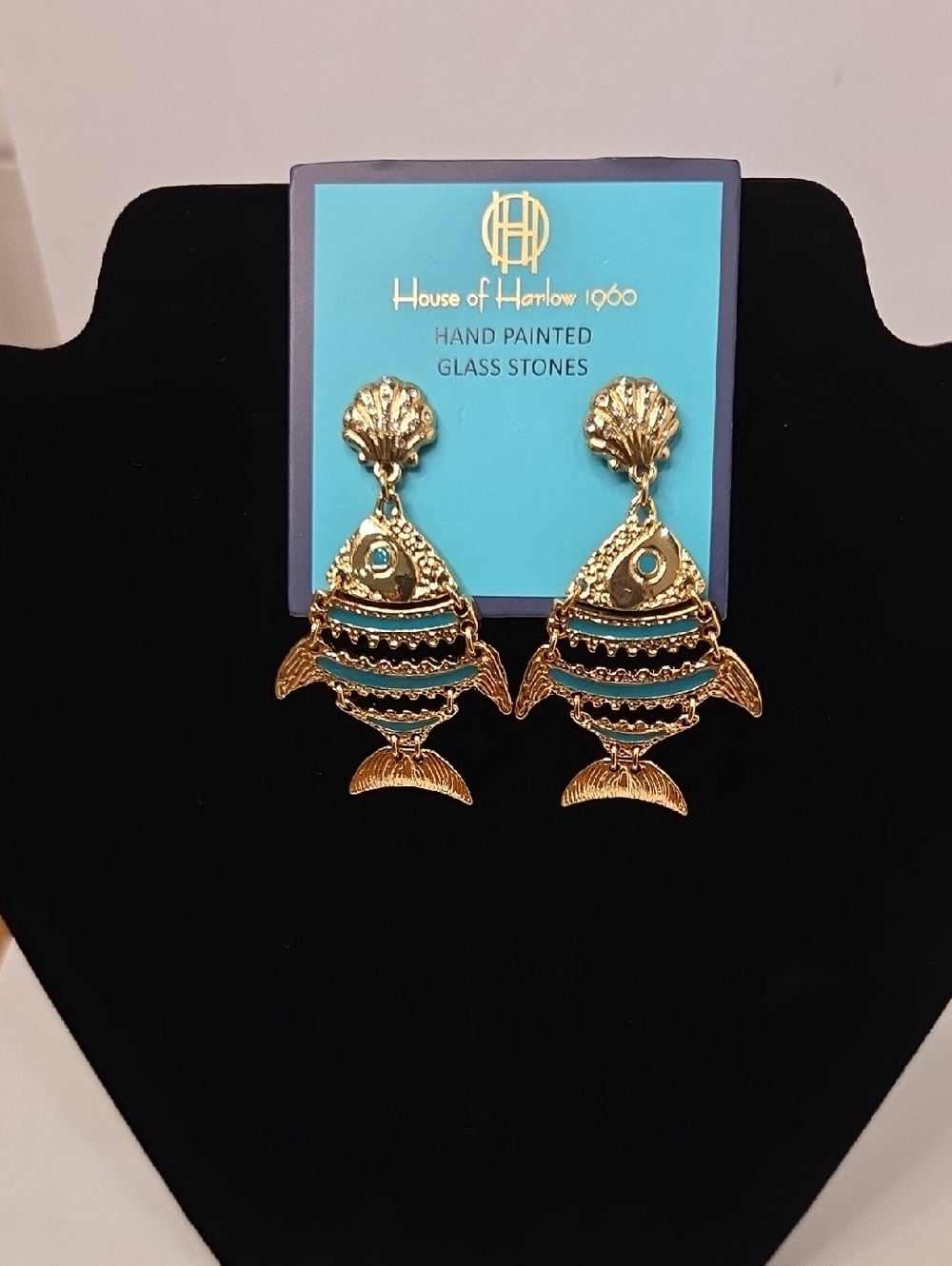 🐟▪️House of Harlow▪️ 1960 Gold Tone Hand Painted Turquoise Fish Drop Earrings - Picture 3 of 8